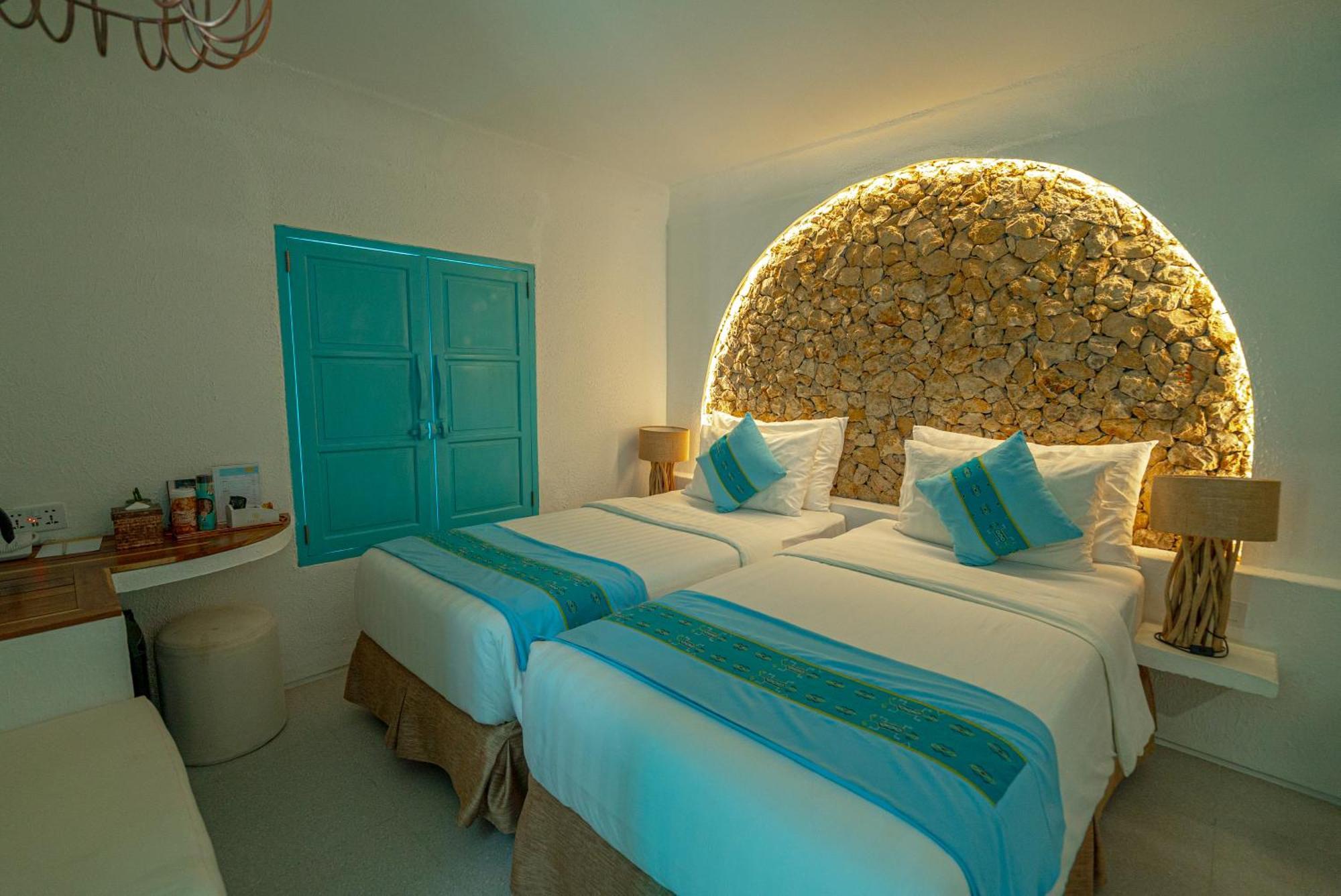 Loccal Collection Hotel Komodo Labuan Bajo Exterior foto