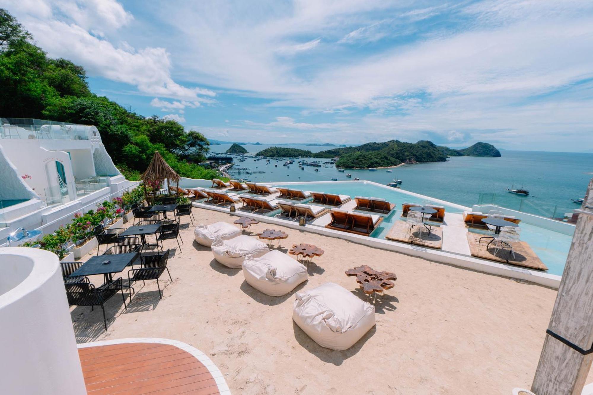 Loccal Collection Hotel Komodo Labuan Bajo Exterior foto